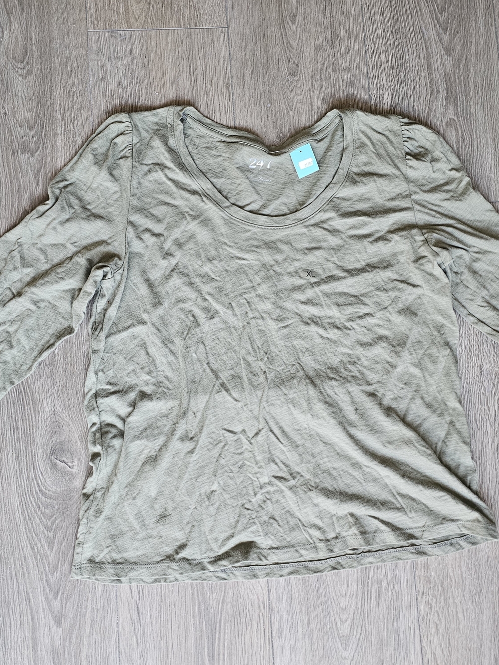 Everyday Olive Scoop Neck 3/4 Puff Sleeve Top